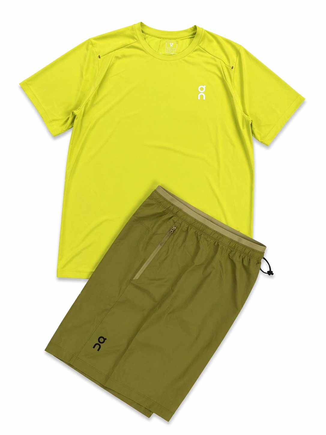 ENSEMBLE SHORT/t-shirt...